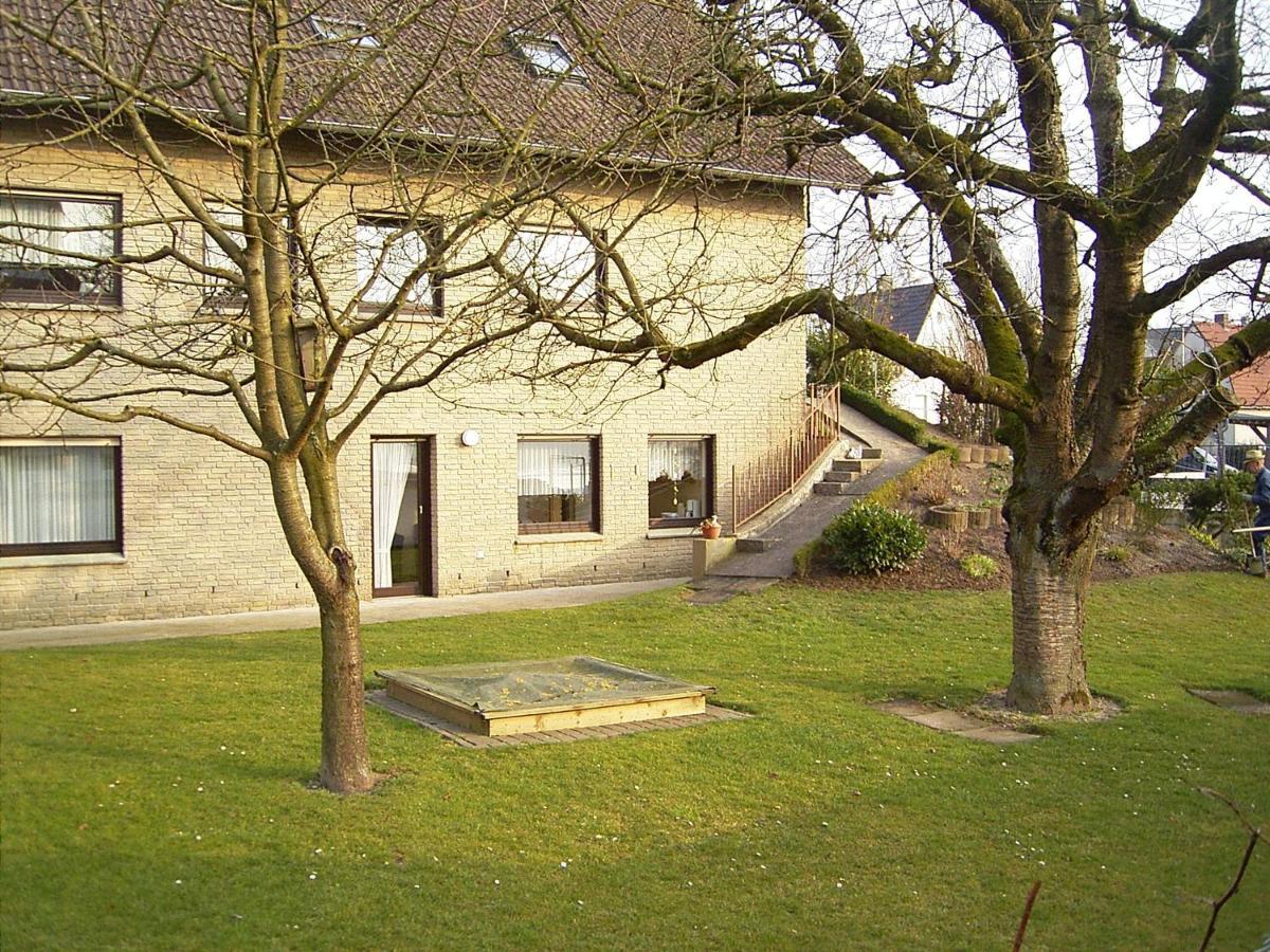 Ferienhaus Und Ferienwohnung Knappstein Moehnesee Luaran gambar