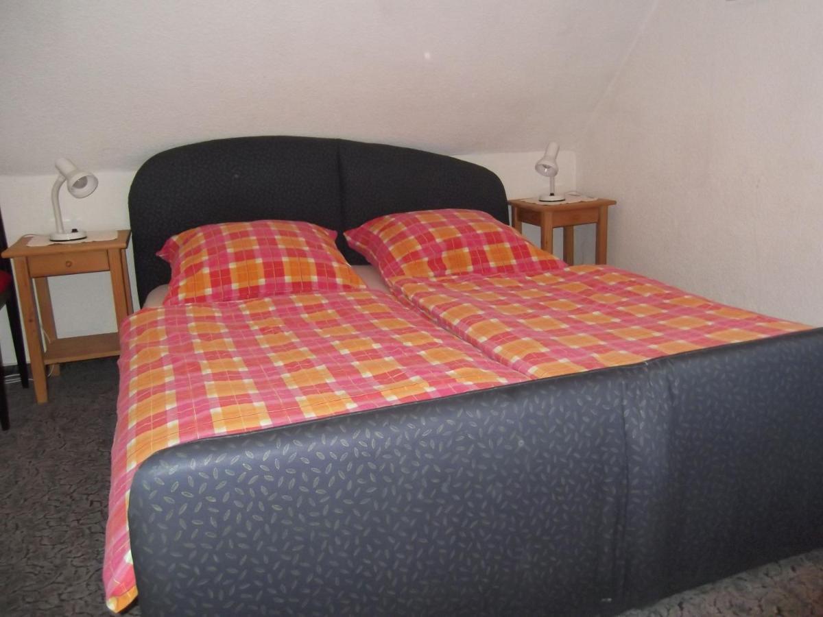 Ferienhaus Und Ferienwohnung Knappstein Moehnesee Luaran gambar