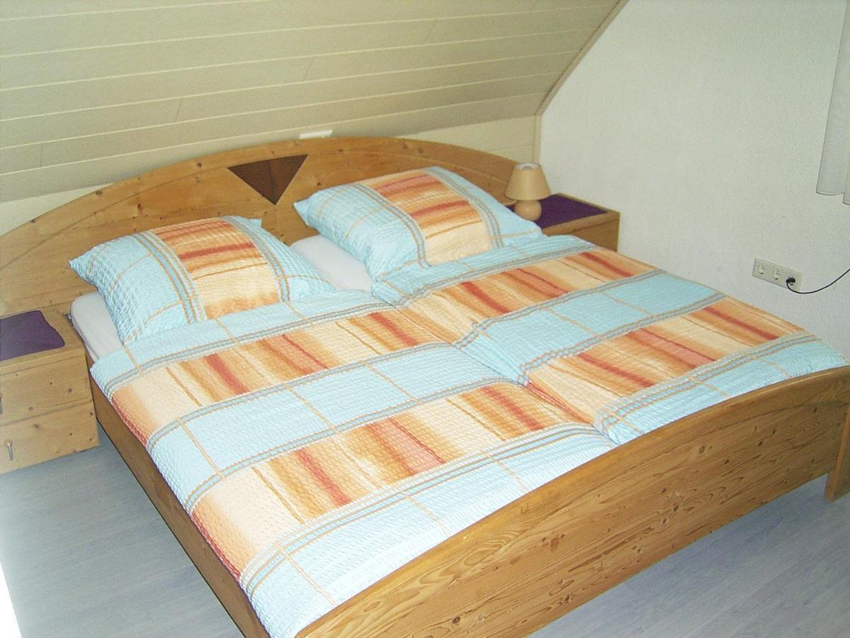 Ferienhaus Und Ferienwohnung Knappstein Moehnesee Luaran gambar